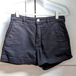 Everlane black shorts